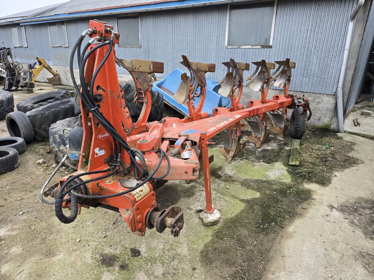 KUHN VARI-MASTER 120 - מחרשה: תמונה 1 KUHN VARI-MASTER 120 - מחרשה: תמונה 1