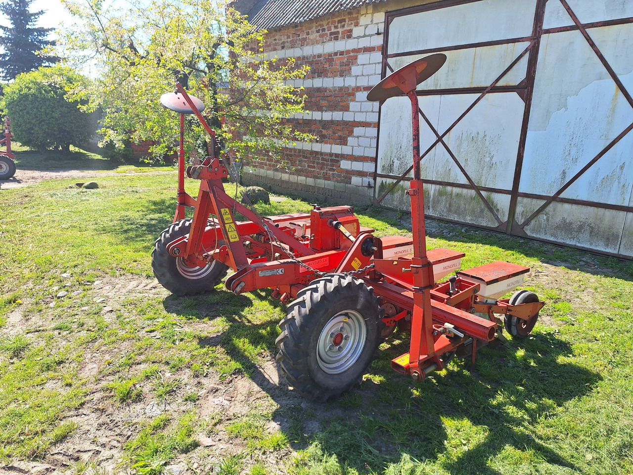 KVERNELAND MONOPILL S - ציוד זריעה: תמונה 3 KVERNELAND MONOPILL S - ציוד זריעה: תמונה 3