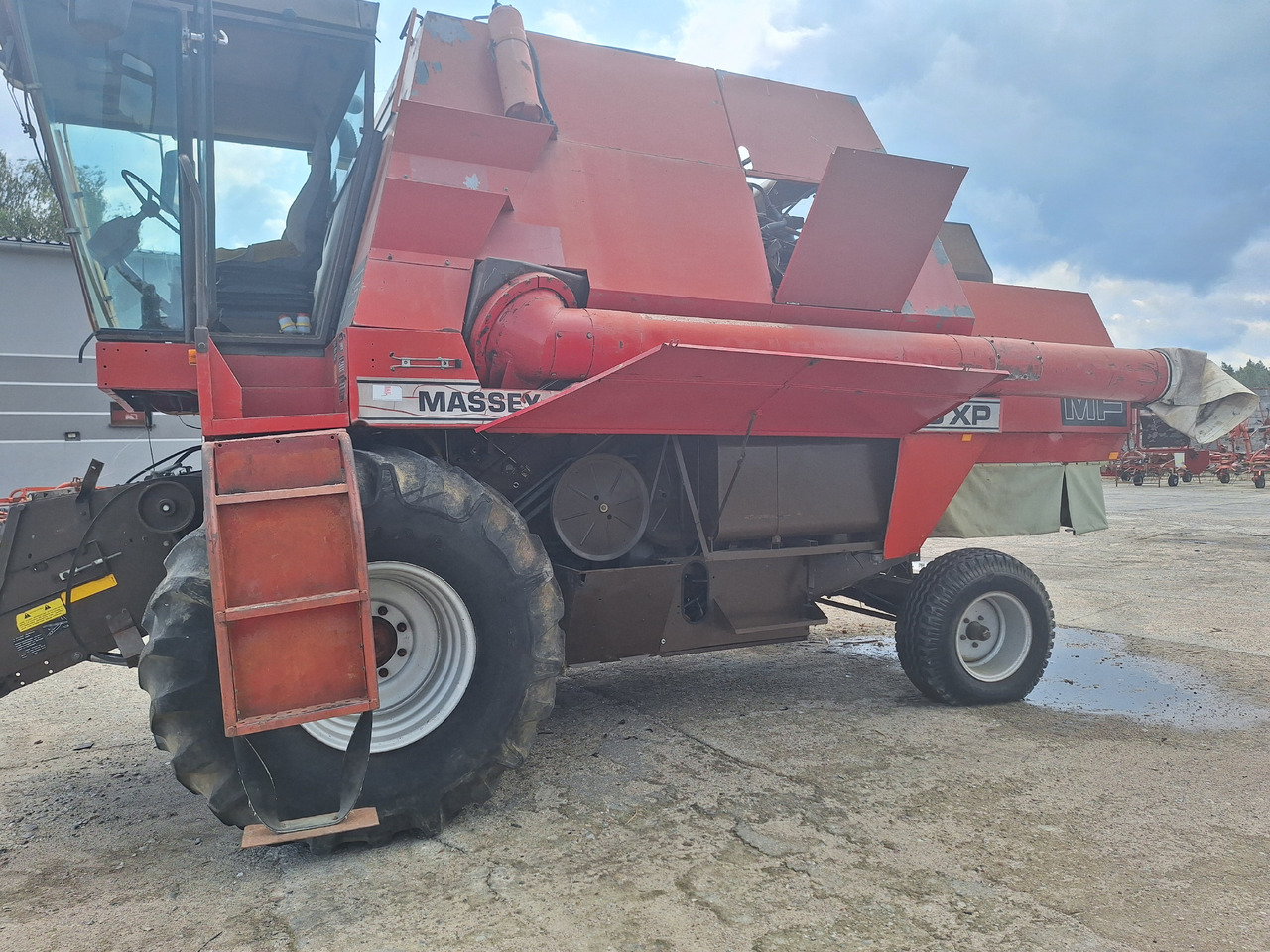 Massey-Ferguson 29XP - מקצרת קומבינה: תמונה 5 Massey-Ferguson 29XP - מקצרת קומבינה: תמונה 5