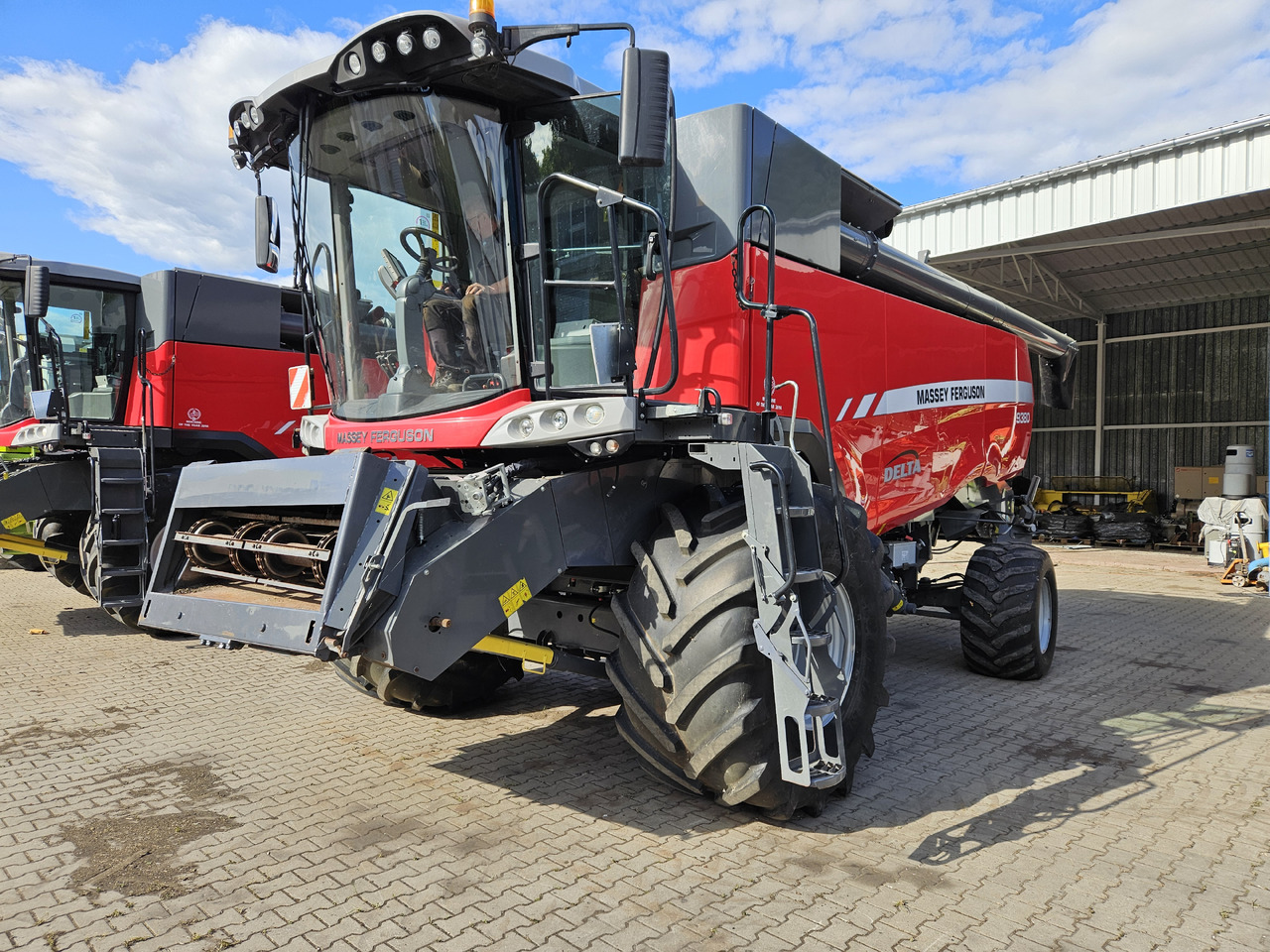 Massey Ferguson Delta 9380 - מקצרת קומבינה: תמונה 2 Massey Ferguson Delta 9380 - מקצרת קומבינה: תמונה 2