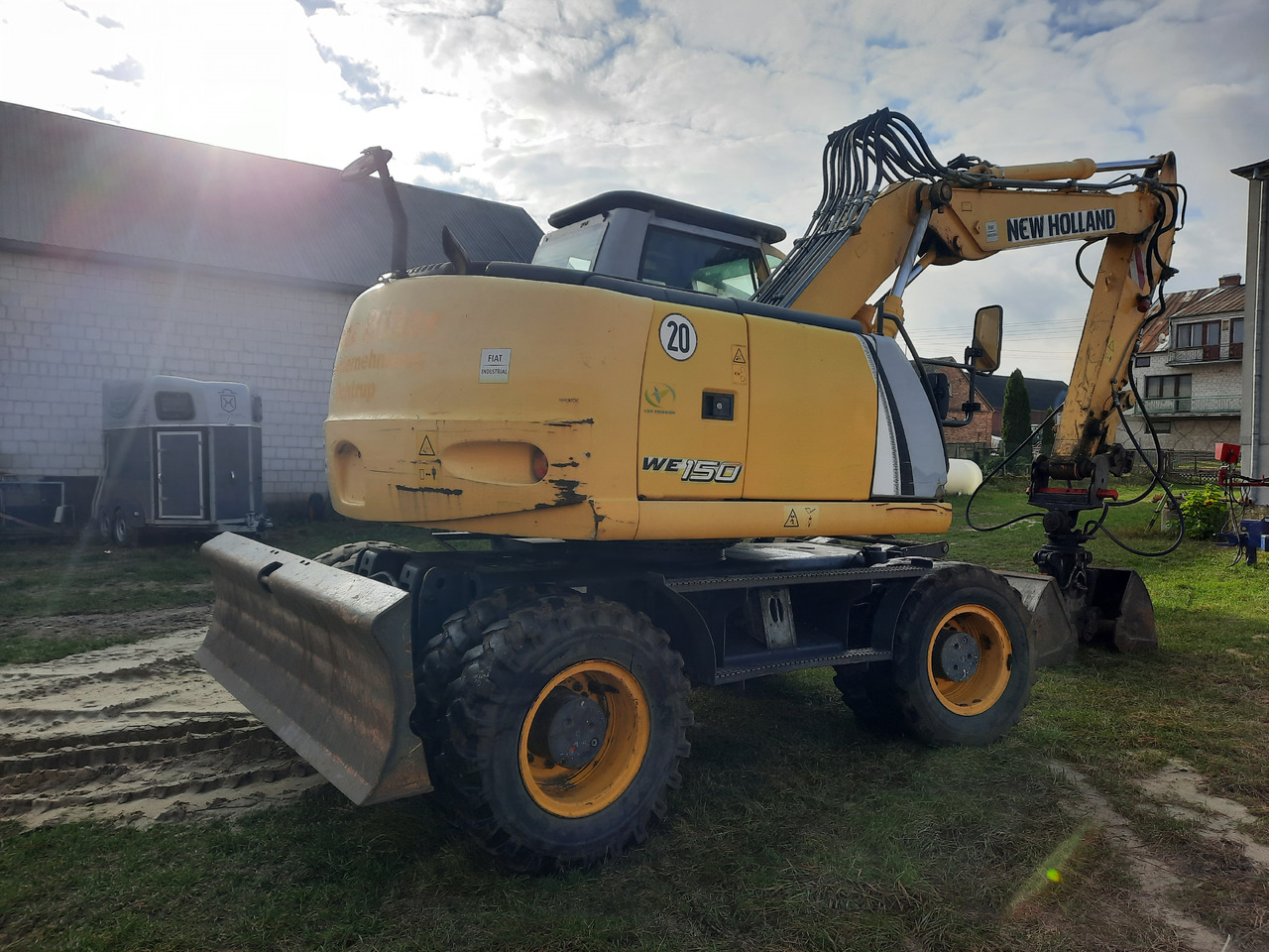 NEW HOLLAND WE150C - מחפר גלגלים: תמונה 5 NEW HOLLAND WE150C - מחפר גלגלים: תמונה 5