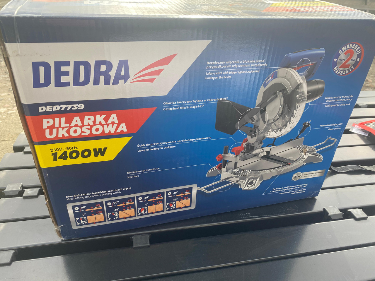 Norton, Dedra ukośnica, zestaw kluczy, lampa z czujnikiem, koszulka Polo - כלי/ ציוד: תמונה 2 Norton, Dedra ukośnica, zestaw kluczy, lampa z czujnikiem, koszulka Polo - כלי/ ציוד: תמונה 2