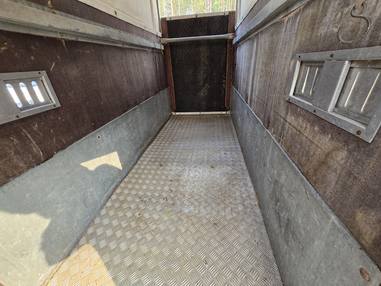 PONGRATZ PA 310 T - קרון נגרר להובלת בעלי חיים: תמונה 5 PONGRATZ PA 310 T - קרון נגרר להובלת בעלי חיים: תמונה 5