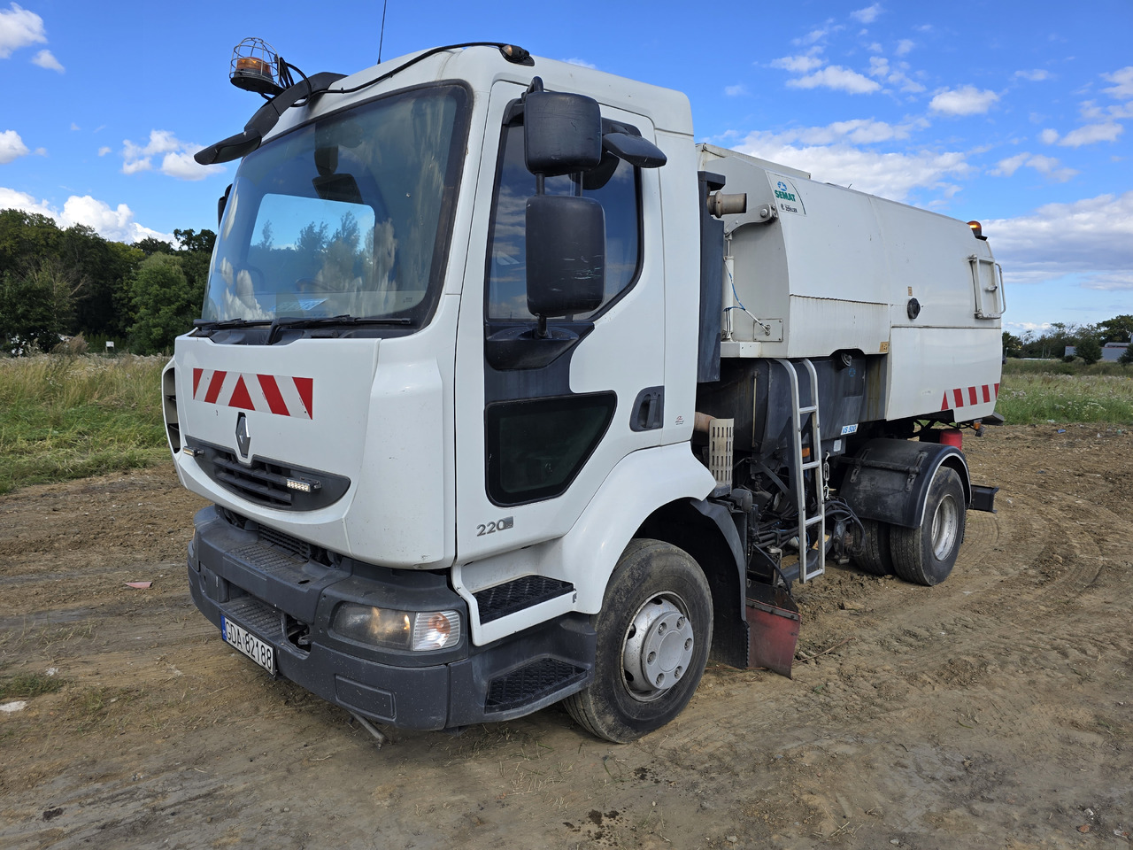 RENAULT Midlum - מטאטא כבישים: תמונה 2 RENAULT Midlum - מטאטא כבישים: תמונה 2