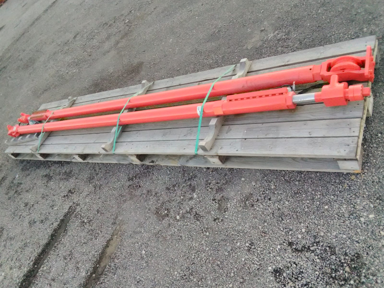 SANDVIK BG01194489 - צילינדר הידרולי עבור מכונת בנייה: תמונה 1 SANDVIK BG01194489 - צילינדר הידרולי עבור מכונת בנייה: תמונה 1