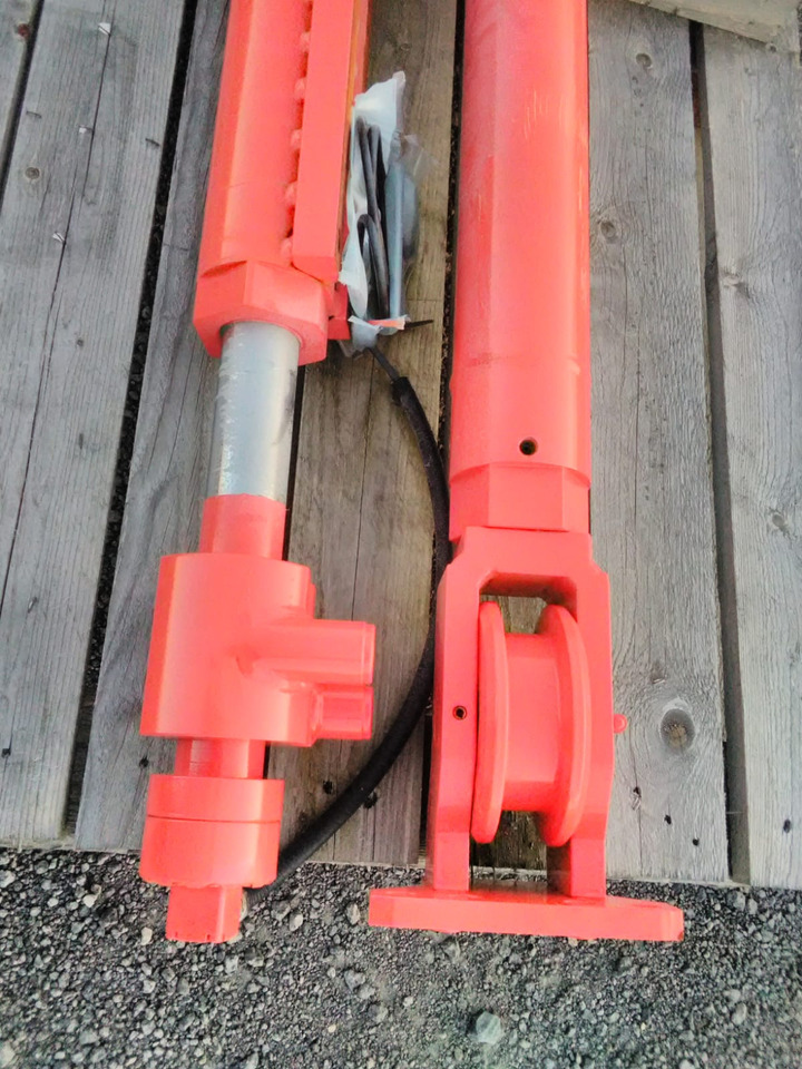 SANDVIK BG01194489 - צילינדר הידרולי עבור מכונת בנייה: תמונה 5 SANDVIK BG01194489 - צילינדר הידרולי עבור מכונת בנייה: תמונה 5