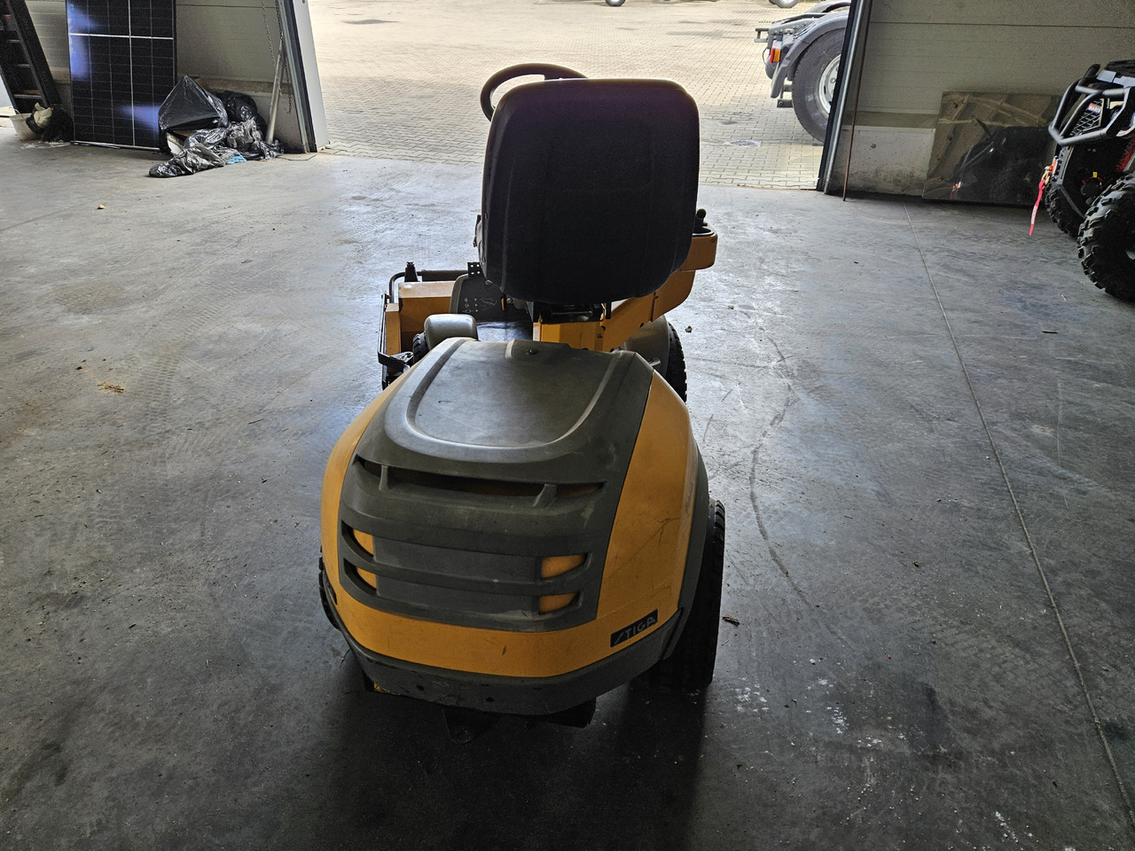 Stiga Park Pro 16 4WD - מכסחת גינה: תמונה 5 Stiga Park Pro 16 4WD - מכסחת גינה: תמונה 5