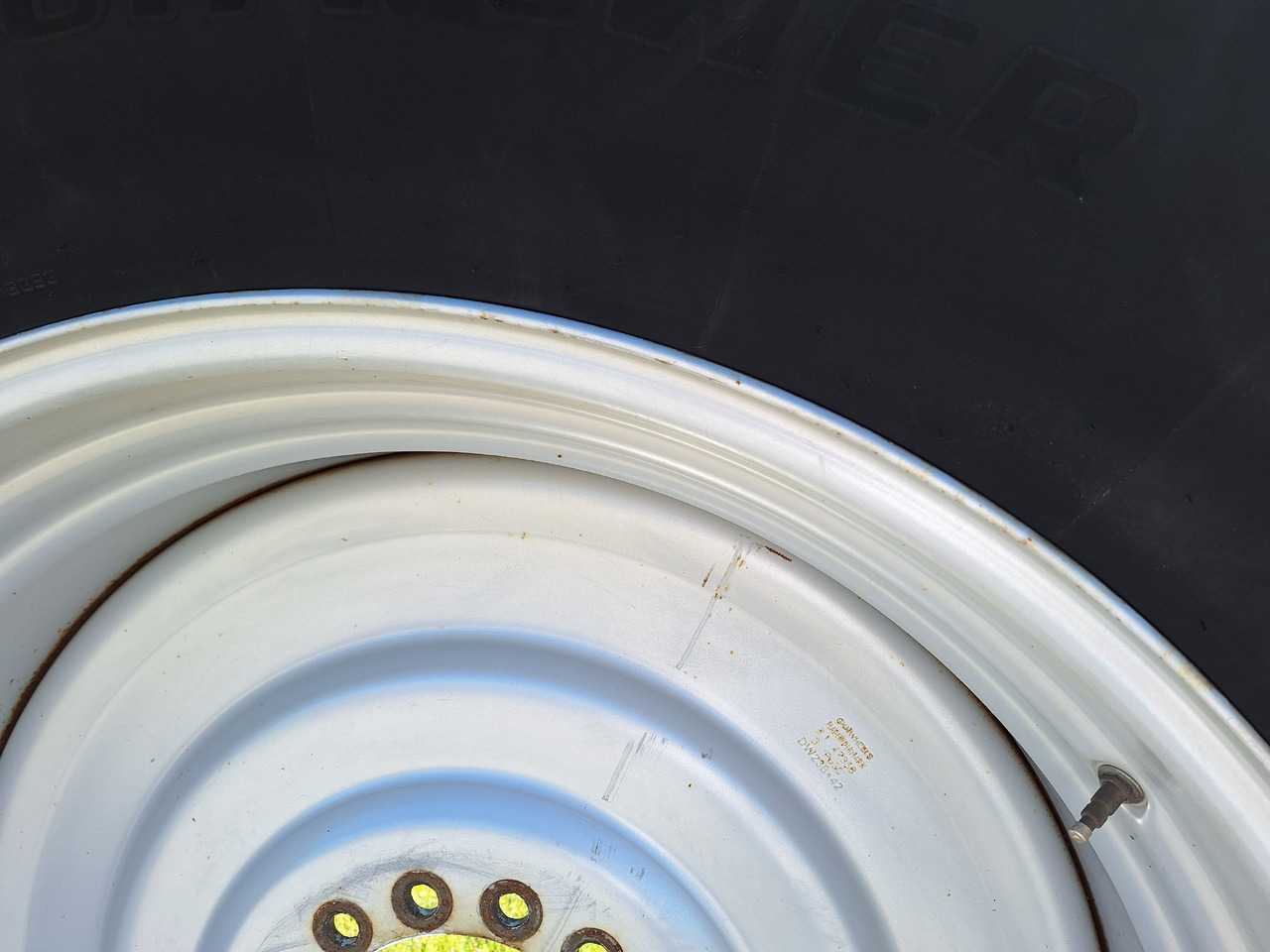 Trelleborg Trelleborg - צמיג עבור מכונת בנייה: תמונה 3 Trelleborg Trelleborg - צמיג עבור מכונת בנייה: תמונה 3