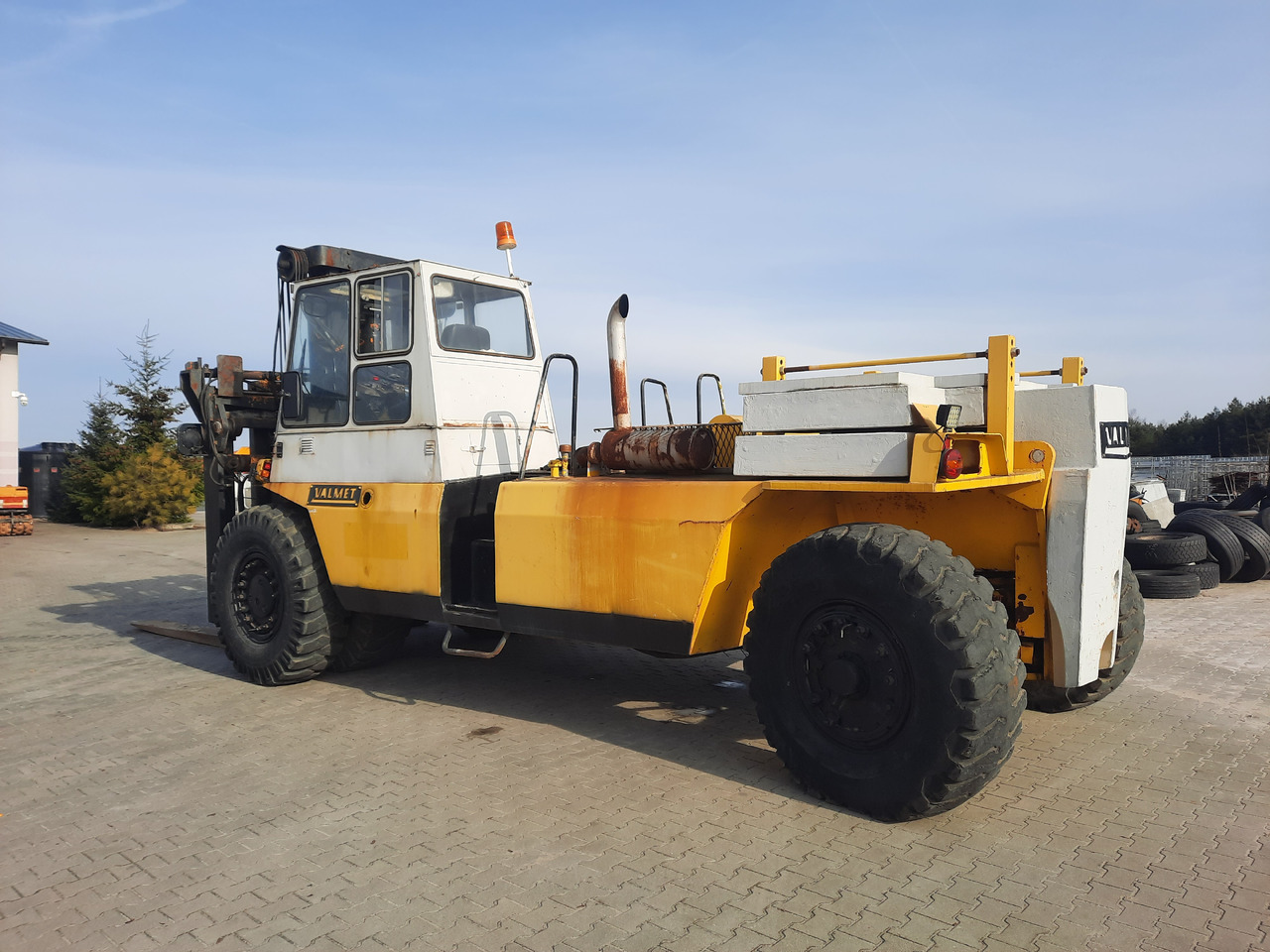 Valmet TD2712 - A25036 - מפעיל מכולות: תמונה 5 Valmet TD2712 - A25036 - מפעיל מכולות: תמונה 5