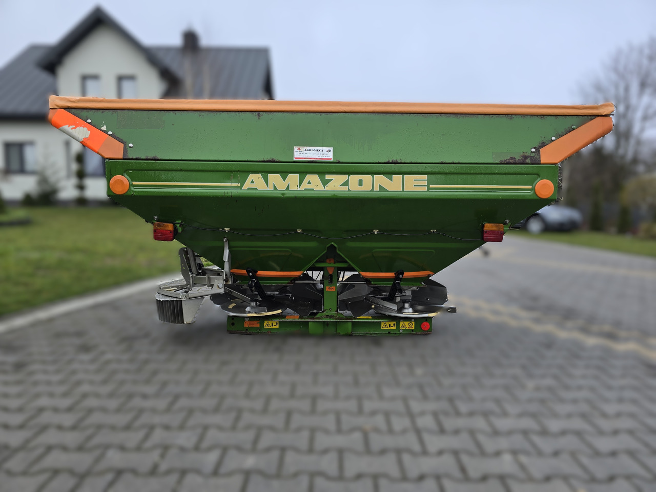 Amazone ZA-M Novix 2200 - מפזרת דשן: תמונה 1 Amazone ZA-M Novix 2200 - מפזרת דשן: תמונה 1