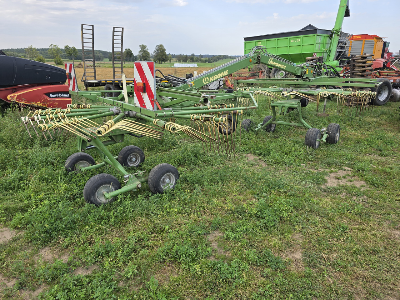 Krone Swadro 710/26T - גורף/ מגרפה: תמונה 2 Krone Swadro 710/26T - גורף/ מגרפה: תמונה 2