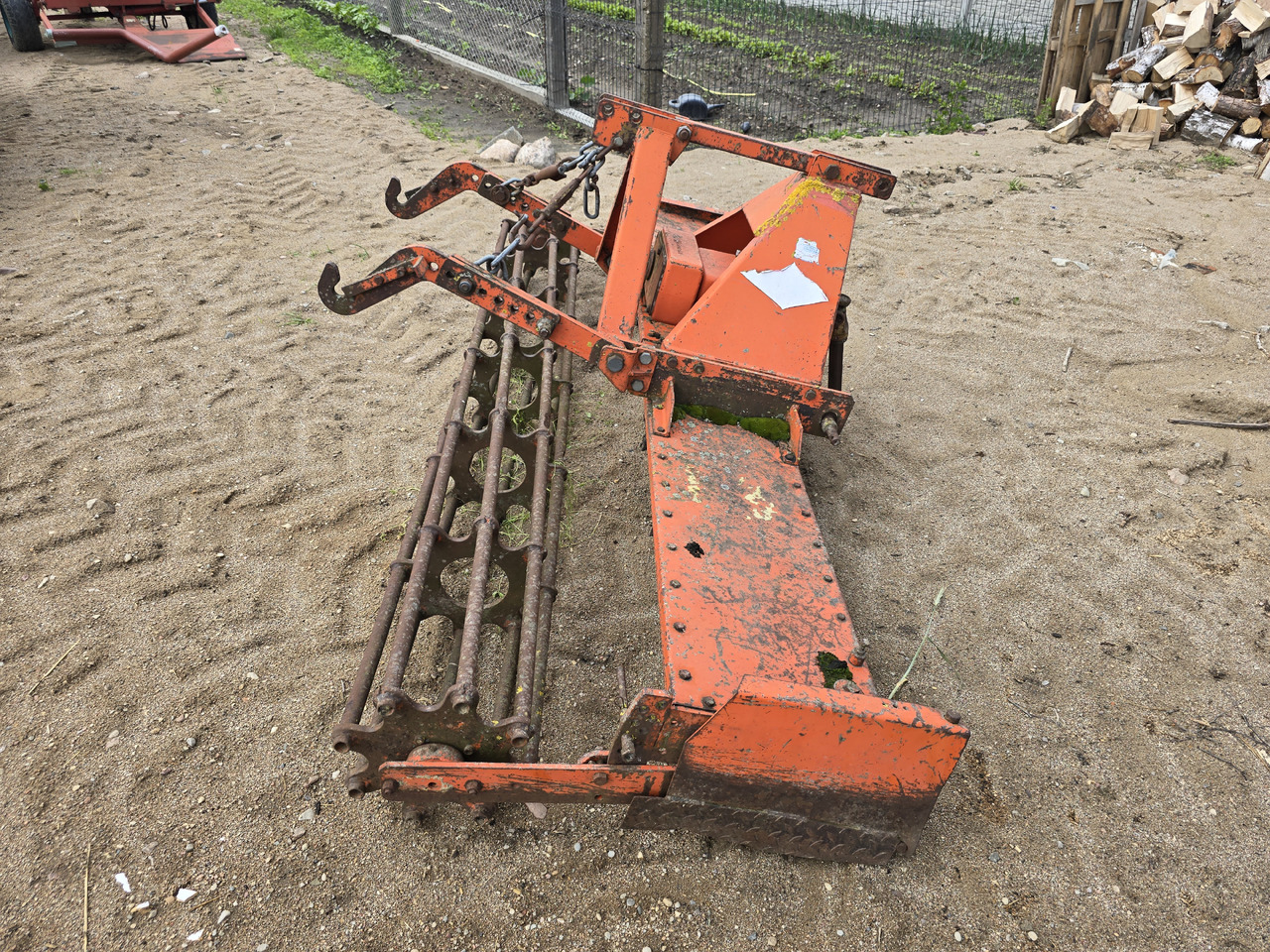 Kuhn HR - משדדה: תמונה 3 Kuhn HR - משדדה: תמונה 3