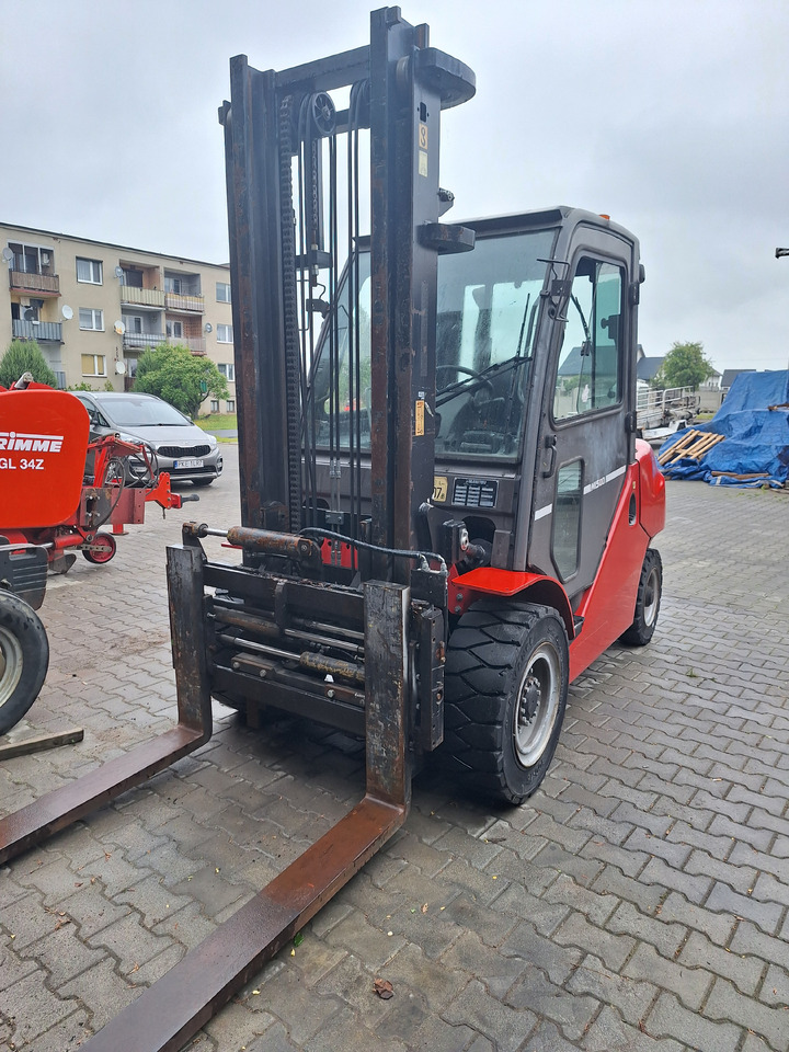 Manitou MI50D - מלגזת סולר: תמונה 1 Manitou MI50D - מלגזת סולר: תמונה 1
