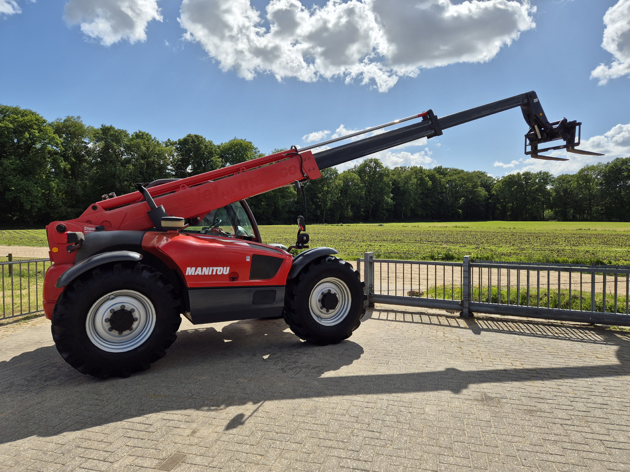 מפעיל טלסקופי Manitou MT 932: תמונה 14