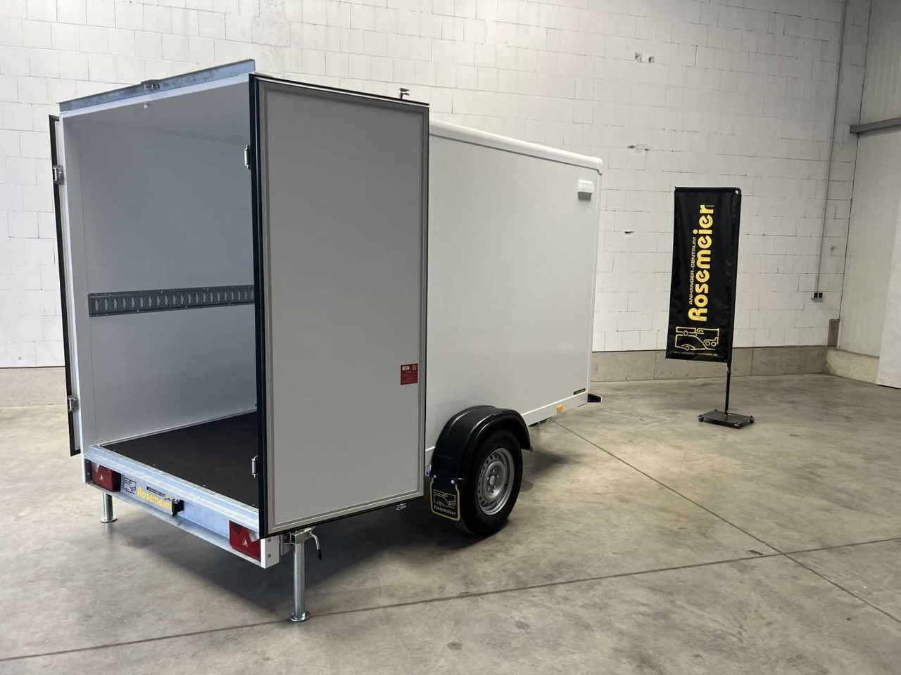 BLYSS FS1330/180HL Kofferanhänger - קרון נגרר בתיבה סגורה: תמונה 5 BLYSS FS1330/180HL Kofferanhänger - קרון נגרר בתיבה סגורה: תמונה 5