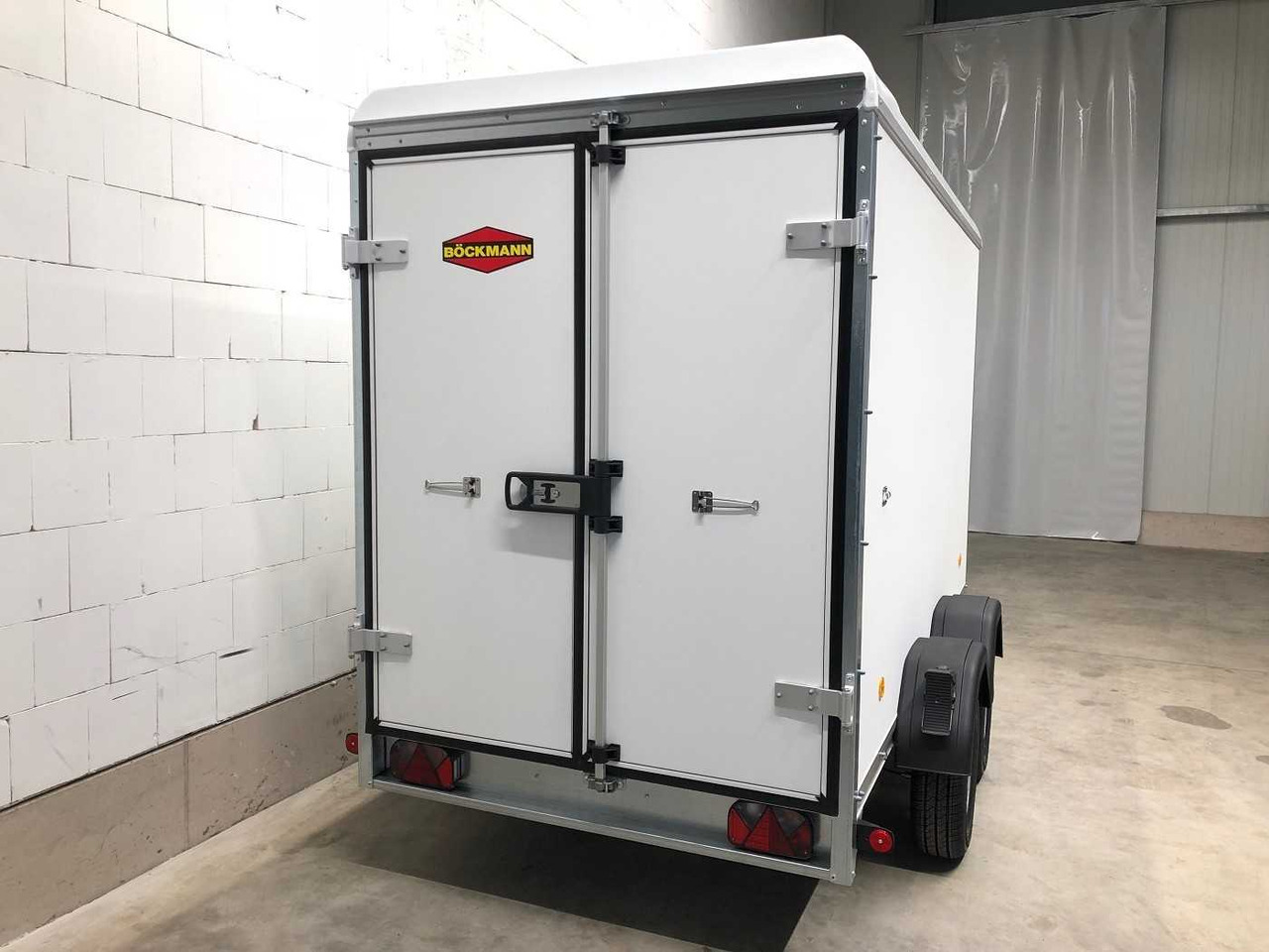 BOECKMANN KT 3015/20 M Kofferanhänger - קרון נגרר בתיבה סגורה: תמונה 3 BOECKMANN KT 3015/20 M Kofferanhänger - קרון נגרר בתיבה סגורה: תמונה 3