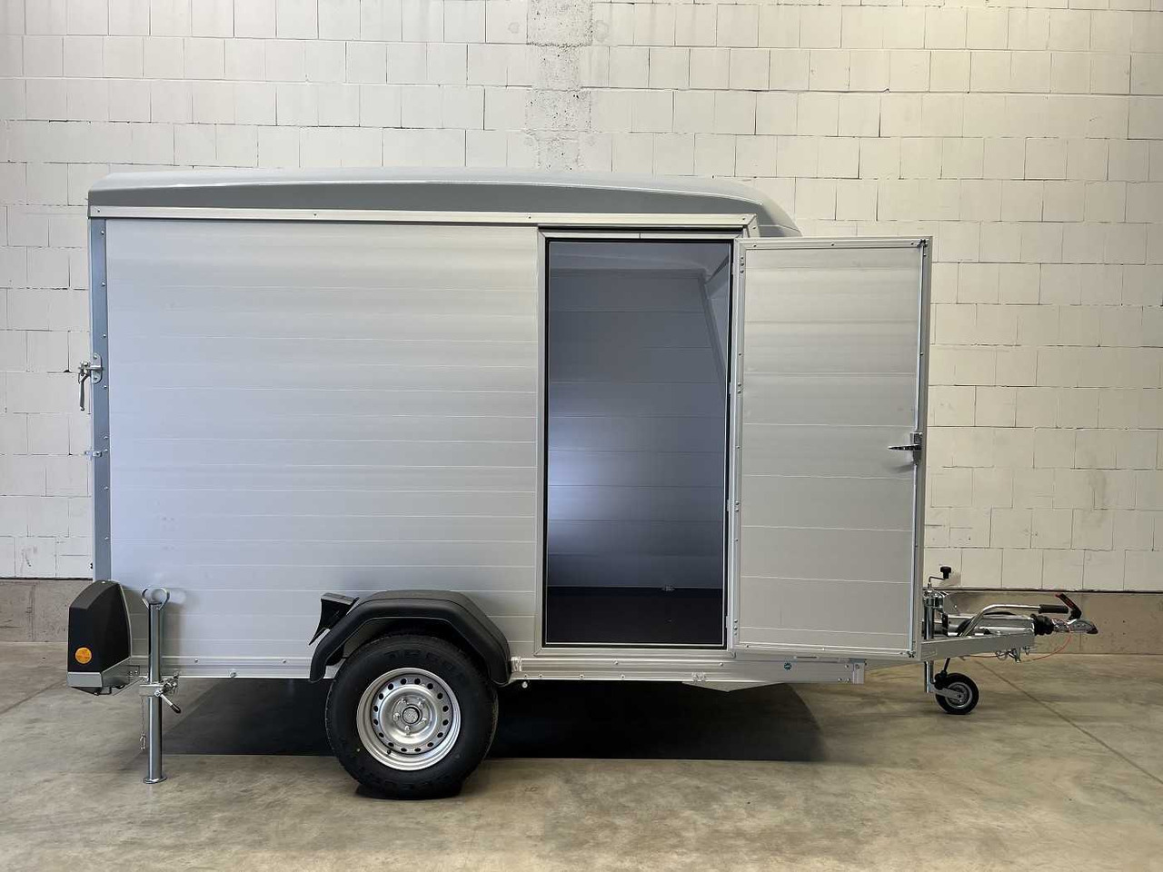 BOECKMANN KT-PB-AL 3015/15 M F Tür Kofferanhänger - קרון נגרר בתיבה סגורה: תמונה 1 BOECKMANN KT-PB-AL 3015/15 M F Tür Kofferanhänger - קרון נגרר בתיבה סגורה: תמונה 1