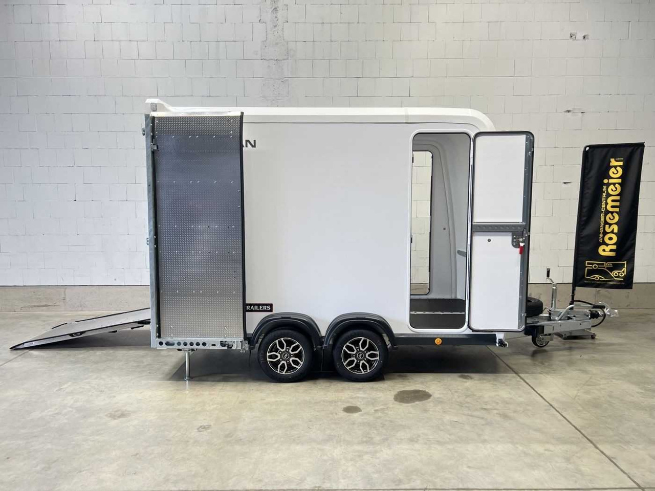 חָדָשׁ קרון נגרר בתיבה סגורה BRIAN_JAMES Box Van 600-3016-27-2-12-W Kofferanhänger: תמונה 1