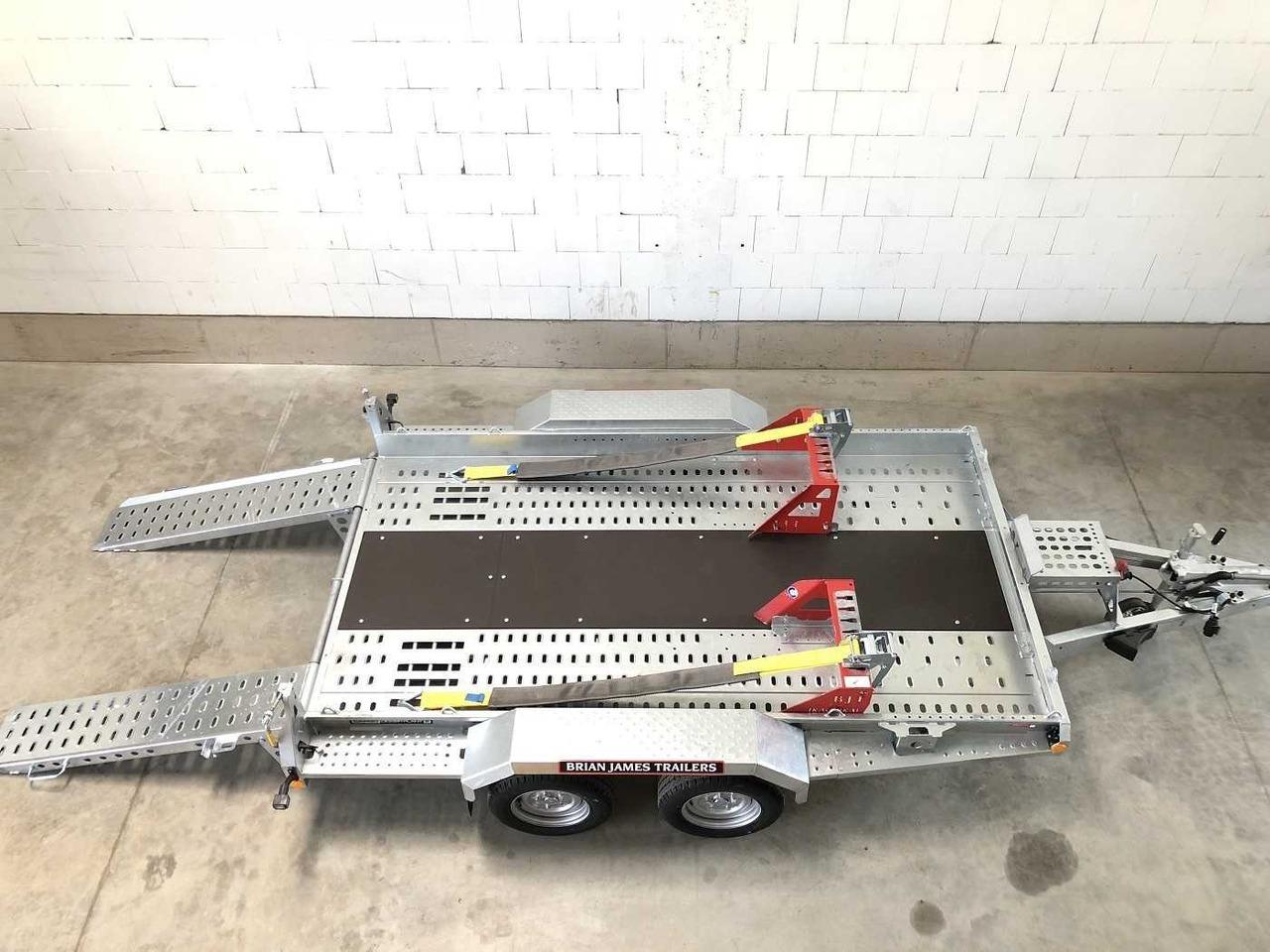 BRIAN_JAMES Cargo Digger Plant 2 Trac Maschinentransporter - קרון נגרר לצמחים: תמונה 1 BRIAN_JAMES Cargo Digger Plant 2 Trac Maschinentransporter - קרון נגרר לצמחים: תמונה 1