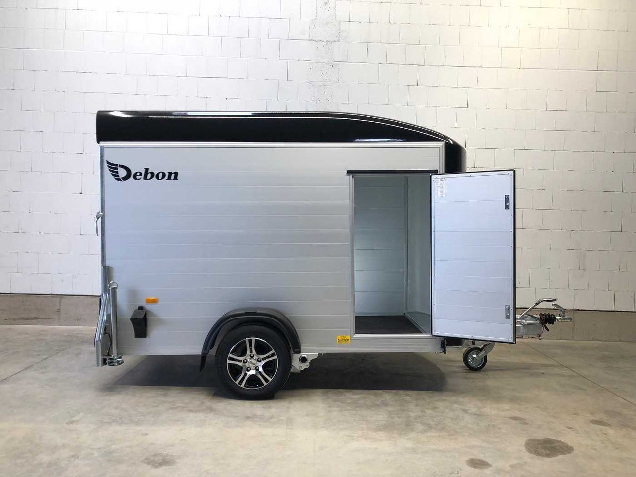 CHEVAL LIBERTE DEBON C300 Roadster Alufelge Kofferanhänger - נגרר לאופנוע: תמונה 2 CHEVAL LIBERTE DEBON C300 Roadster Alufelge Kofferanhänger - נגרר לאופנוע: תמונה 2