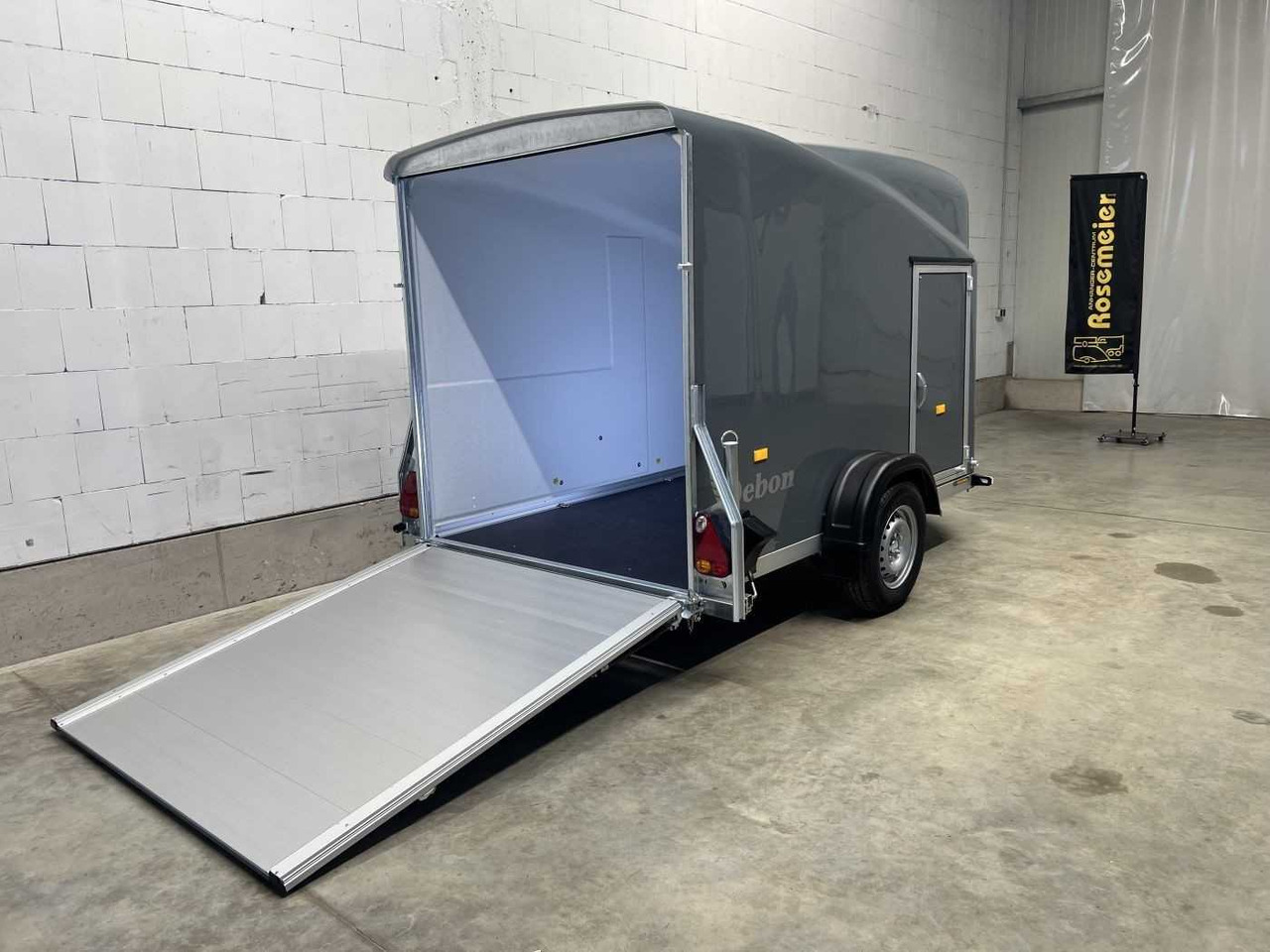 CHEVAL LIBERTE DEBON Cargo 1300.02+Tür Kofferanhänger - קרון נגרר בתיבה סגורה: תמונה 3 CHEVAL LIBERTE DEBON Cargo 1300.02+Tür Kofferanhänger - קרון נגרר בתיבה סגורה: תמונה 3