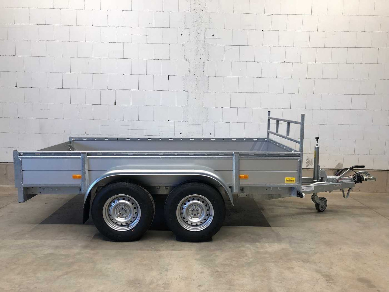 HAPERT Azure L-2 Kastenanhänger gebremst - קרון נגרר למכונית: תמונה 1 HAPERT Azure L-2 Kastenanhänger gebremst - קרון נגרר למכונית: תמונה 1