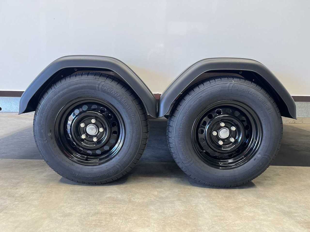 חָדָשׁ קרון נגרר בתיבה סגורה HENRA Box Trailer Kofferanhänger: תמונה 18 חָדָשׁ קרון נגרר בתיבה סגורה HENRA Box Trailer Kofferanhänger: תמונה 18