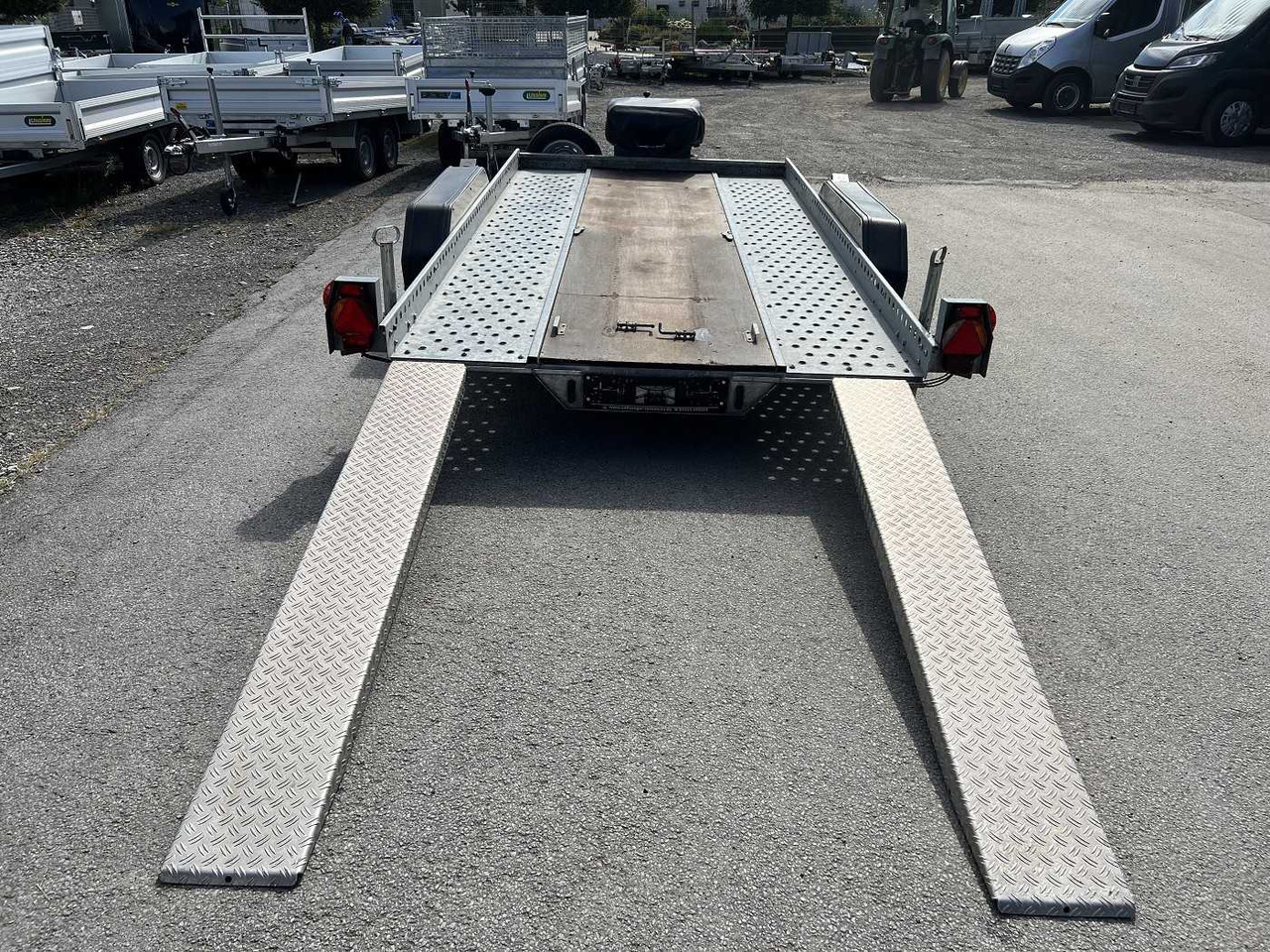 HUMBAUR A1R Autotransporter - קרון נגרר בהובלה אוטומטית: תמונה 4 HUMBAUR A1R Autotransporter - קרון נגרר בהובלה אוטומטית: תמונה 4
