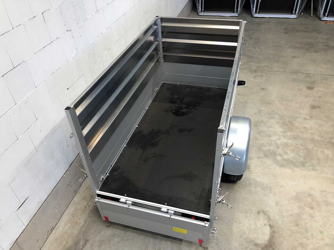 KOCH U2 mit Kastenaufsatz Kastenanhänger ungebremst - קרון נגרר למכונית: תמונה 3 KOCH U2 mit Kastenaufsatz Kastenanhänger ungebremst - קרון נגרר למכונית: תמונה 3