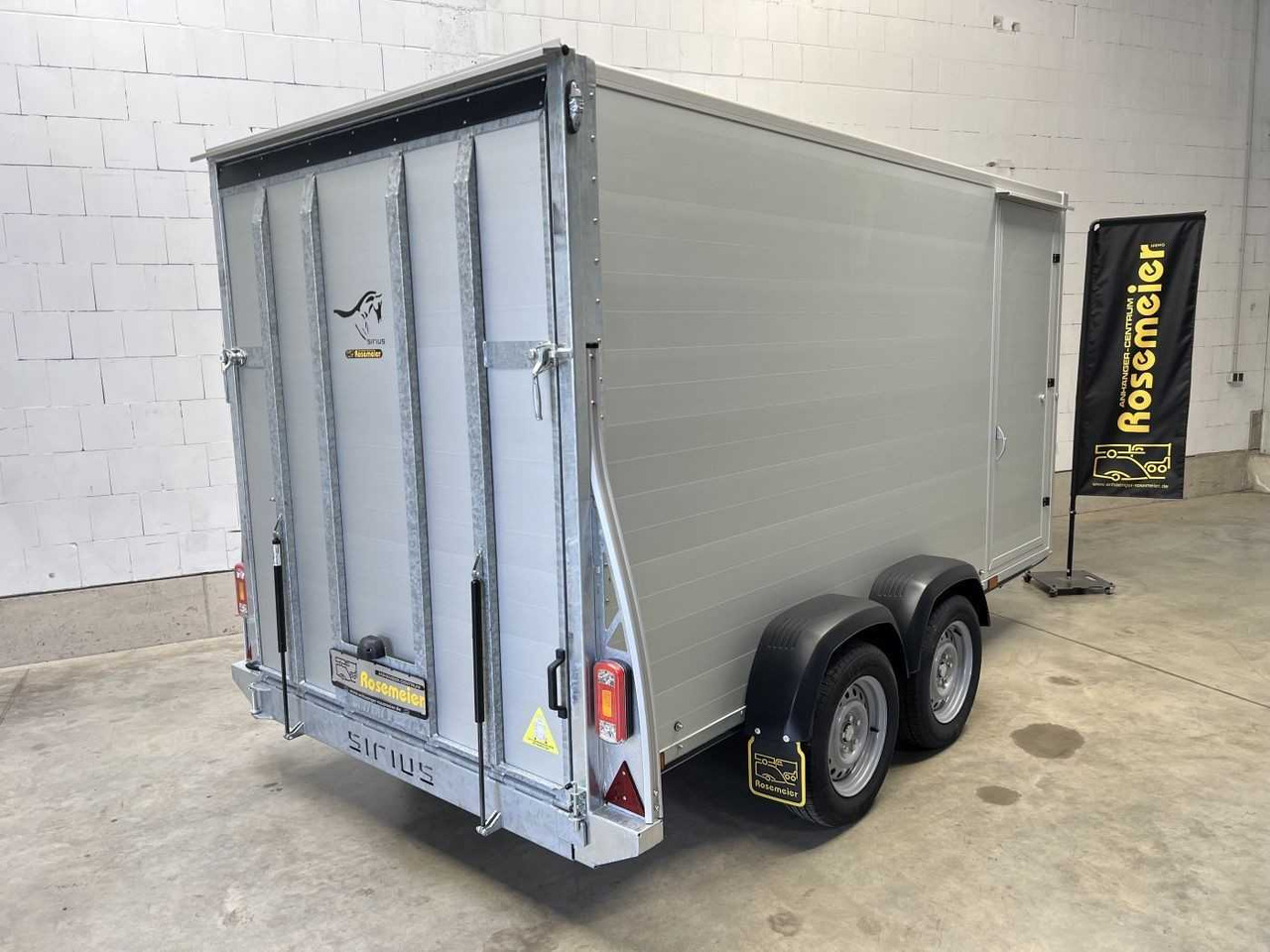 Kargo G150 Kofferanhänger Sirius - קרון נגרר בתיבה סגורה: תמונה 4 Kargo G150 Kofferanhänger Sirius - קרון נגרר בתיבה סגורה: תמונה 4