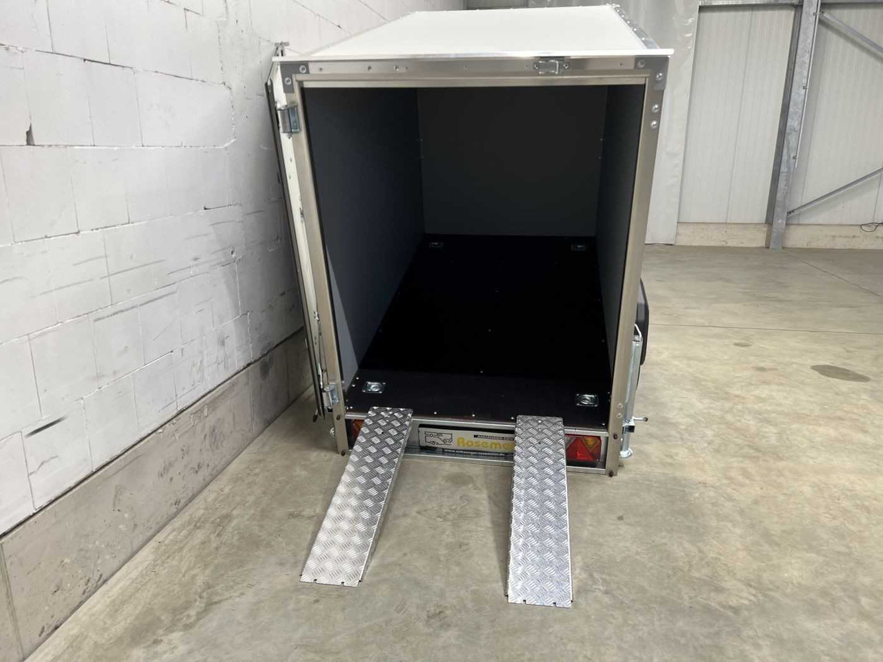MARTZ Smart Kargo 232 0,75T Kofferanhänger - נגרר לאופנוע: תמונה 3 MARTZ Smart Kargo 232 0,75T Kofferanhänger - נגרר לאופנוע: תמונה 3