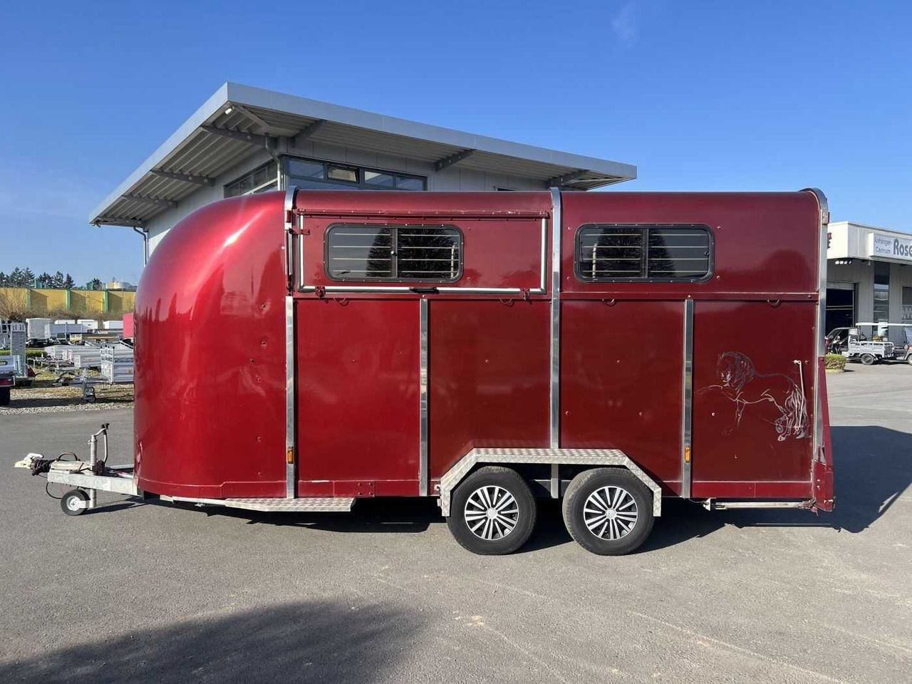 Maxivan 4 Pferdeanhänger - קרון נגרר לסוסים: תמונה 2 Maxivan 4 Pferdeanhänger - קרון נגרר לסוסים: תמונה 2
