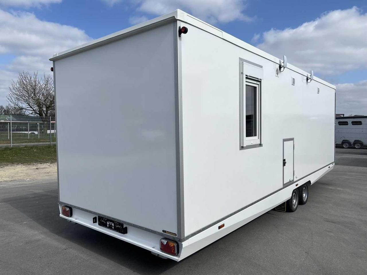 ROSEMEIER EW TA-NO Mannschaftswagen 730 Veranda Mannschaftswagen - מכולת בנייה, קרון נגרר: תמונה 4 ROSEMEIER EW TA-NO Mannschaftswagen 730 Veranda Mannschaftswagen - מכולת בנייה, קרון נגרר: תמונה 4