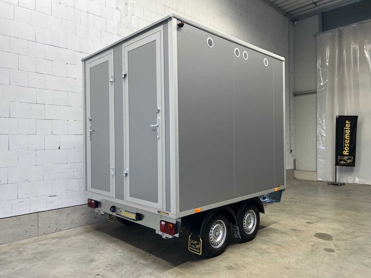 ROSEMEIER VE Mobi 2473F Uni-Sex Toilettenanhänger - מכולת בנייה, קרון נגרר: תמונה 3 ROSEMEIER VE Mobi 2473F Uni-Sex Toilettenanhänger - מכולת בנייה, קרון נגרר: תמונה 3