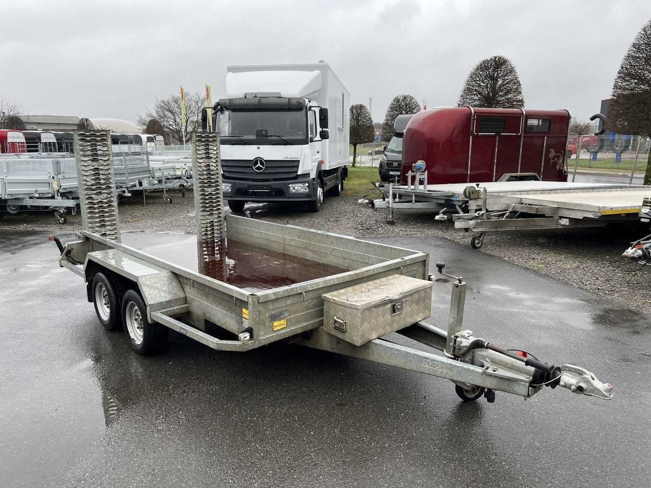 SARIS Magnum Explorer 350 Maschinentransporter - קרון נגרר לצמחים: תמונה 2 SARIS Magnum Explorer 350 Maschinentransporter - קרון נגרר לצמחים: תמונה 2