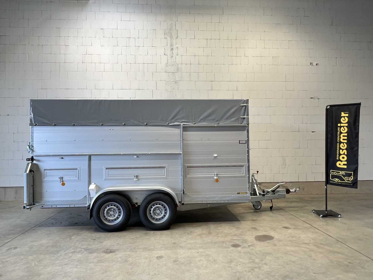 SIGG 35 V 40 - T8 - A15 Viehanhänger - קרון נגרר להובלת בעלי חיים: תמונה 1 SIGG 35 V 40 - T8 - A15 Viehanhänger - קרון נגרר להובלת בעלי חיים: תמונה 1