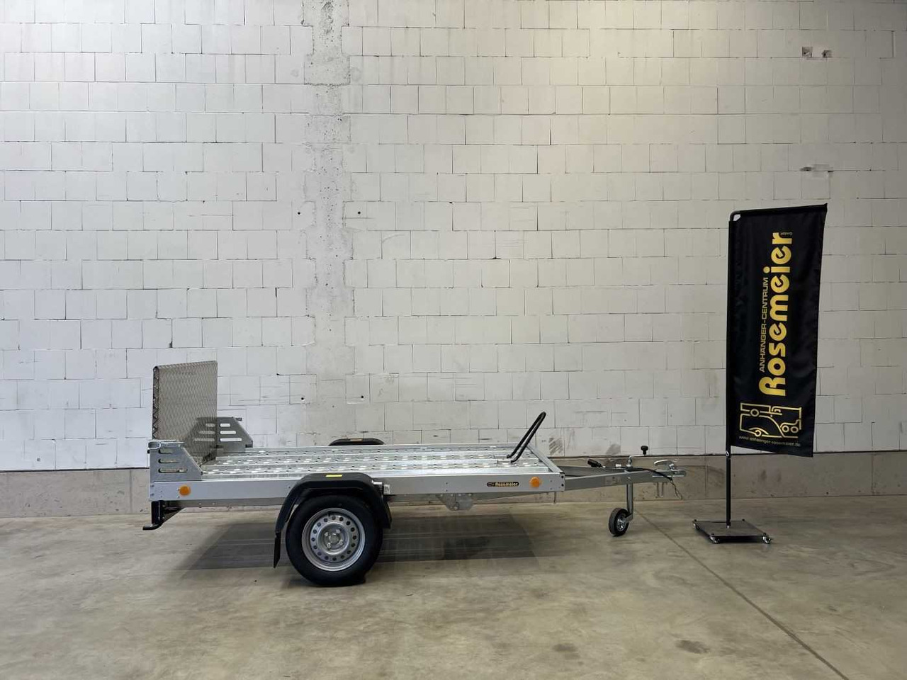 TPV KD-MUT3 Motorradanhänger - נגרר לאופנוע: תמונה 1 TPV KD-MUT3 Motorradanhänger - נגרר לאופנוע: תמונה 1