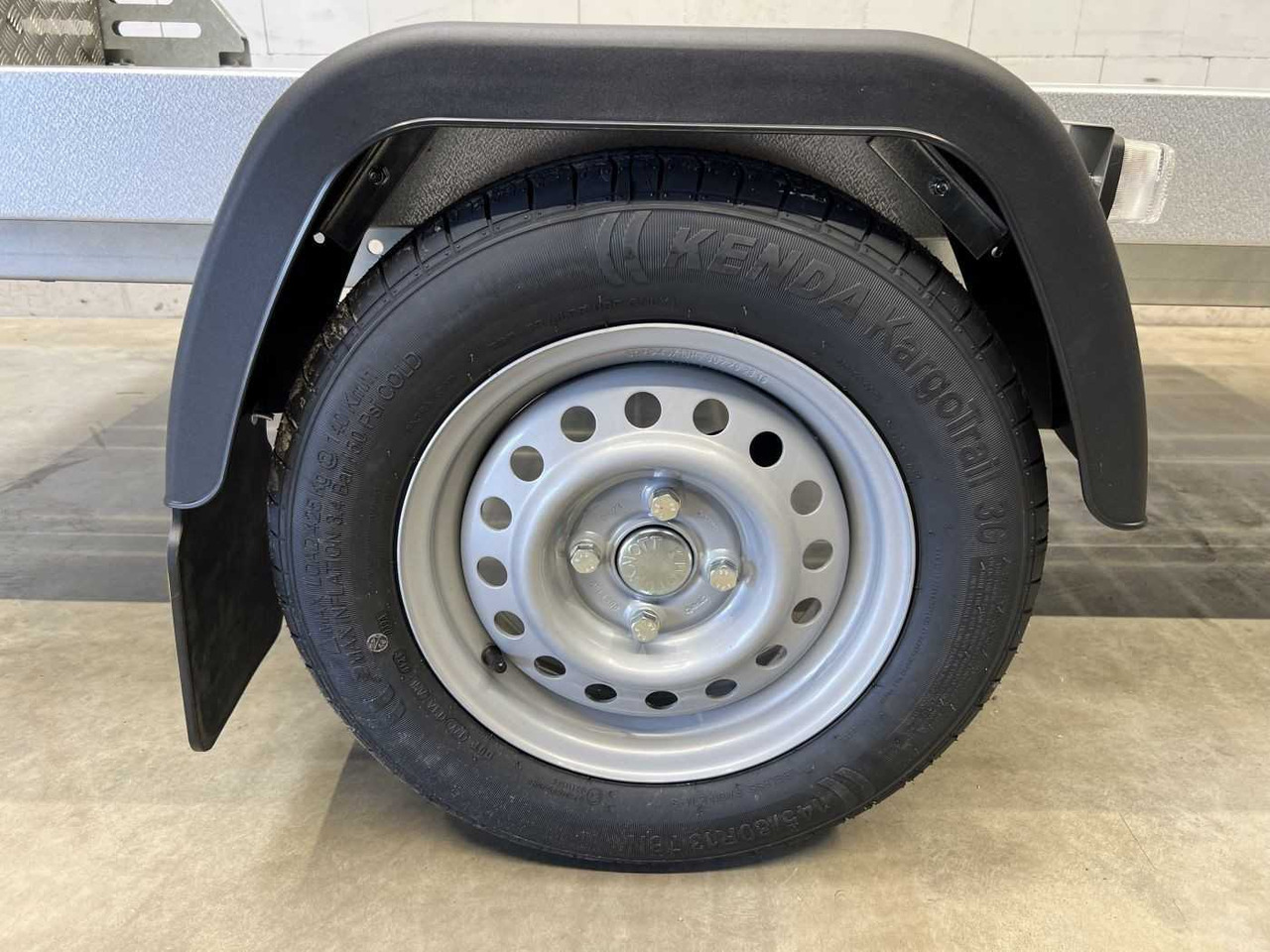 TPV KD-MUT3 Motorradanhänger - נגרר לאופנוע: תמונה 4 TPV KD-MUT3 Motorradanhänger - נגרר לאופנוע: תמונה 4