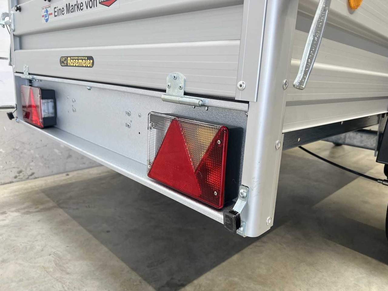 TPV TL-EB 2010/100 AL Kastenanhänger gebremst - קרון נגרר למכונית: תמונה 4 TPV TL-EB 2010/100 AL Kastenanhänger gebremst - קרון נגרר למכונית: תמונה 4