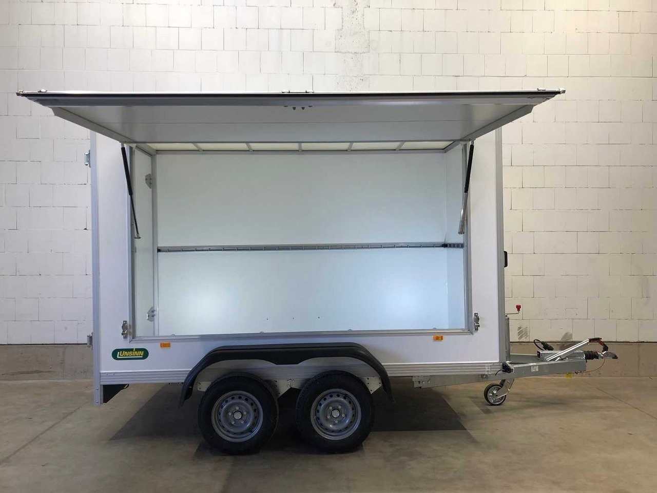 UNSINN UKU 301519-20-13 VKL Kofferanhänger - קרון נגרר בתיבה סגורה: תמונה 3 UNSINN UKU 301519-20-13 VKL Kofferanhänger - קרון נגרר בתיבה סגורה: תמונה 3