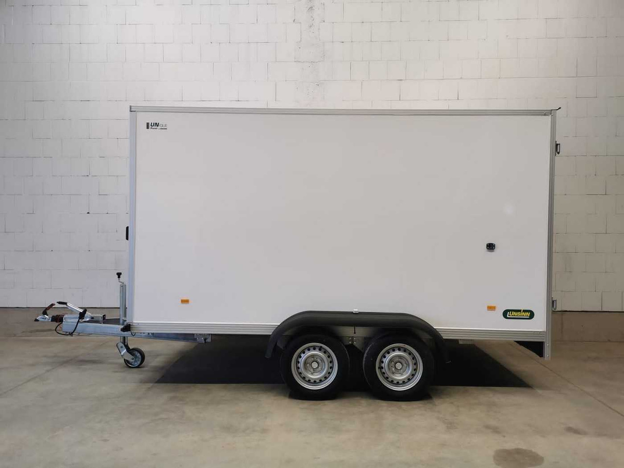 UNSINN ULK 2636-14-1750 VKL Kofferanhänger - קרון נגרר בתיבה סגורה: תמונה 4 UNSINN ULK 2636-14-1750 VKL Kofferanhänger - קרון נגרר בתיבה סגורה: תמונה 4