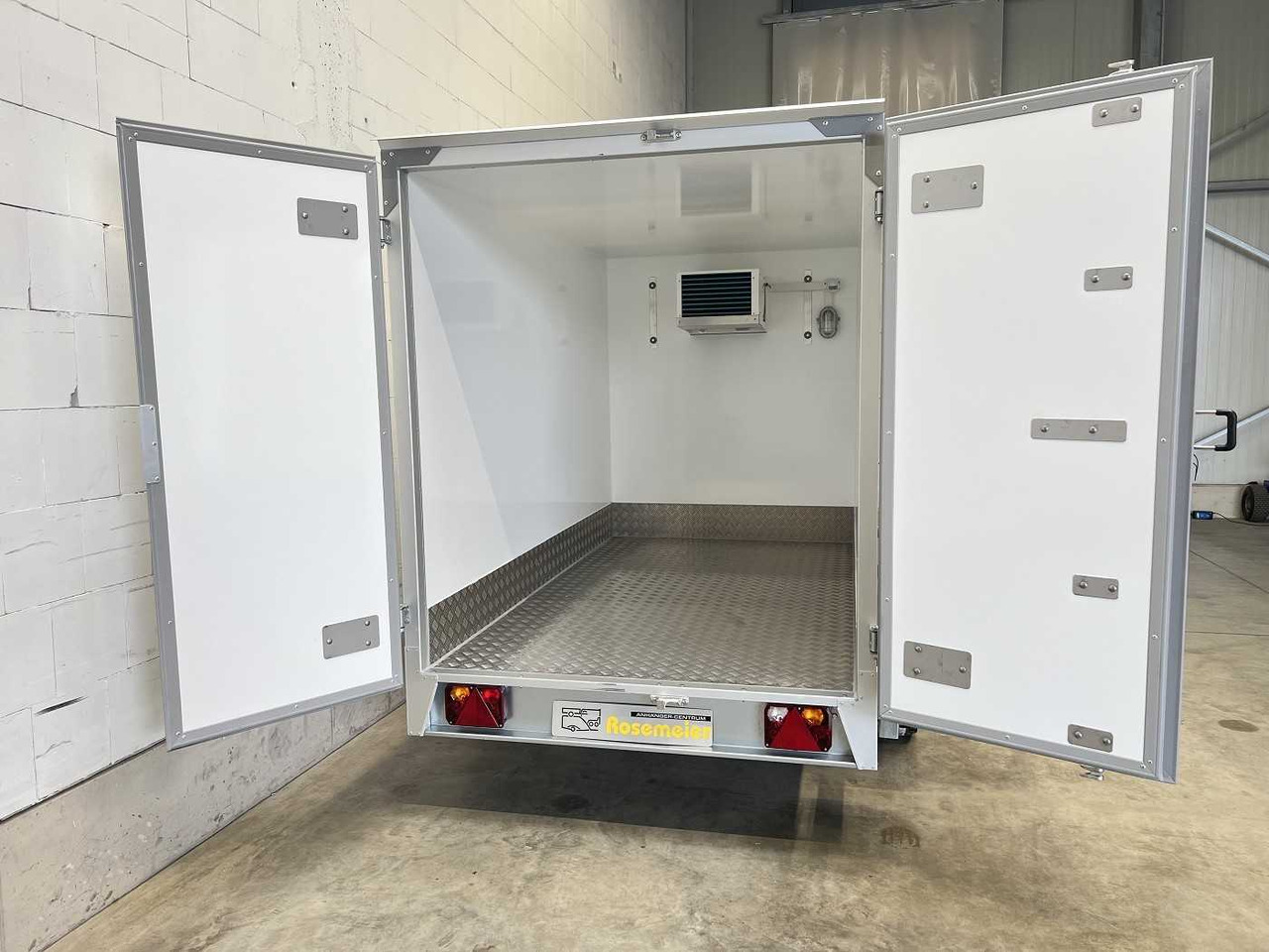 VARIANT 1315 K2 Kühlanhänger - קרון נגרר עם קירור: תמונה 4 VARIANT 1315 K2 Kühlanhänger - קרון נגרר עם קירור: תמונה 4