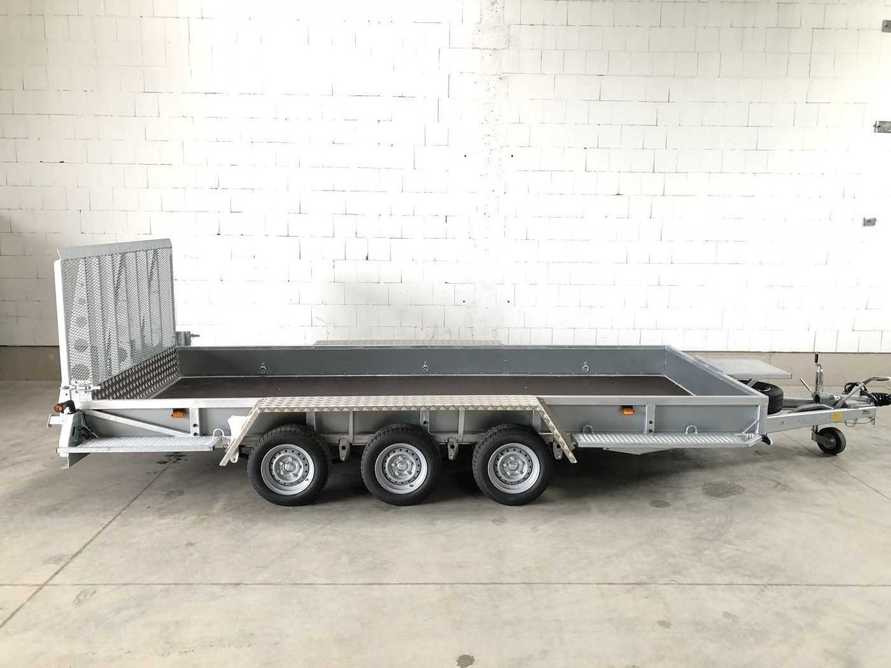 VARIANT 3520 M5 Maschinentransporter - קרון נגרר לצמחים: תמונה 5 VARIANT 3520 M5 Maschinentransporter - קרון נגרר לצמחים: תמונה 5