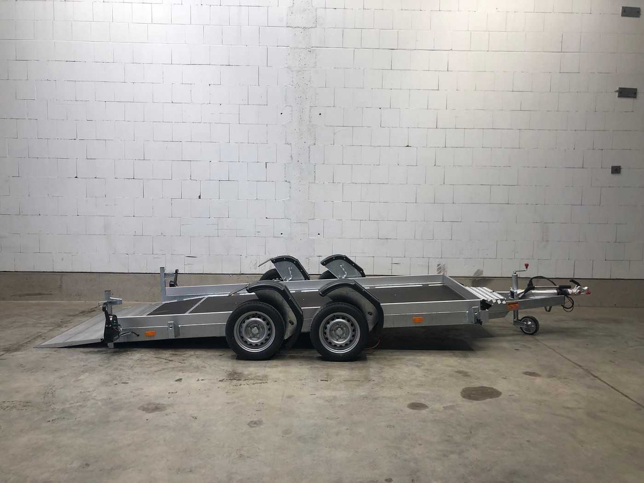 VEZEKO Husky FB 35.35 E-Pumpe Maschinentransporter - קרון נגרר לצמחים: תמונה 2 VEZEKO Husky FB 35.35 E-Pumpe Maschinentransporter - קרון נגרר לצמחים: תמונה 2