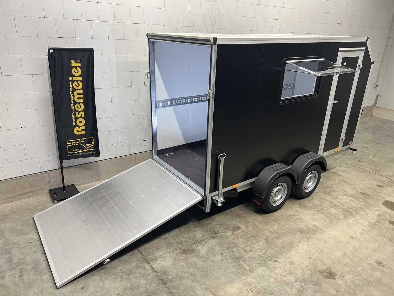 VEZEKO TK B 27.35 Rampe Tür Fen Aero Kofferanhänger - קרון נגרר בתיבה סגורה: תמונה 3 VEZEKO TK B 27.35 Rampe Tür Fen Aero Kofferanhänger - קרון נגרר בתיבה סגורה: תמונה 3
