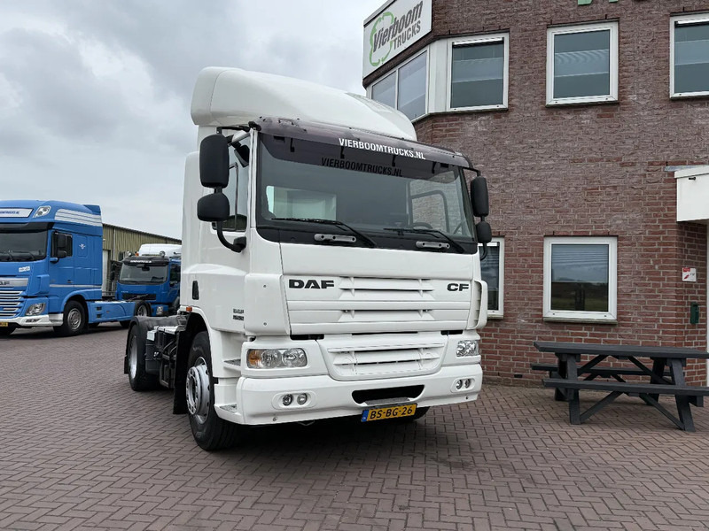 DAF CF 75 CF75-250 EURO5 - DAG CABINE MET RUIT- IDEAAL ALS RANGEERTREKKER-LAGE KM STAND!!!!!! - יחידת טרקטור: תמונה 1 DAF CF 75 CF75-250 EURO5 - DAG CABINE MET RUIT- IDEAAL ALS RANGEERTREKKER-LAGE KM STAND!!!!!! - יחידת טרקטור: תמונה 1