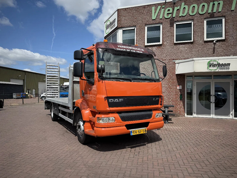 DAF LF55-180 Machinetransporter / 6 cilinder / Manual / 7m / 8.530 KG Payload - משאית הובלה אוטומטית: תמונה 1 DAF LF55-180 Machinetransporter / 6 cilinder / Manual / 7m / 8.530 KG Payload - משאית הובלה אוטומטית: תמונה 1