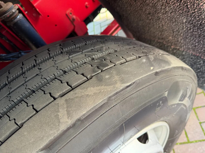DAF XF 105.460 XF105-460 4X2 SUPERSPCECAB RETARDER - יחידת טרקטור: תמונה 5 DAF XF 105.460 XF105-460 4X2 SUPERSPCECAB RETARDER - יחידת טרקטור: תמונה 5