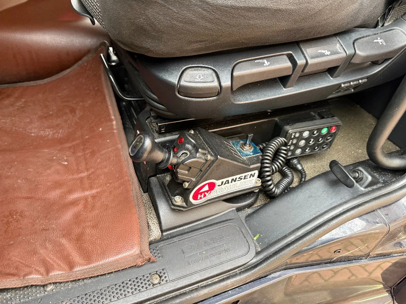 DAF XF 440 XF440 4X2 / hydrauliek / schuifschotel / alcoa / top staat / "BLACK BEAUTY" - יחידת טרקטור: תמונה 5 DAF XF 440 XF440 4X2 / hydrauliek / schuifschotel / alcoa / top staat / "BLACK BEAUTY" - יחידת טרקטור: תמונה 5