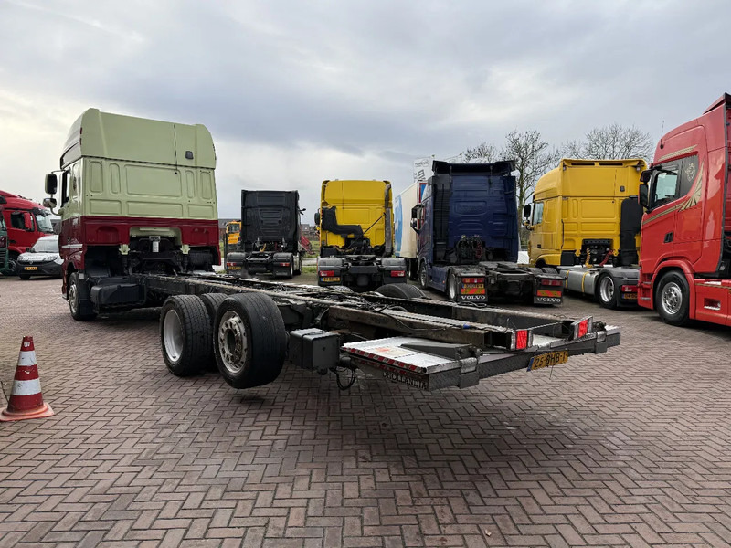 DAF XF 460 XF460 6X2 SCC EURO6 CHASSIS - HOLLAND TRUCK - SMART TACHO -TOP CONDITION!!!! - משאית עם שלדת תא: תמונה 3 DAF XF 460 XF460 6X2 SCC EURO6 CHASSIS - HOLLAND TRUCK - SMART TACHO -TOP CONDITION!!!! - משאית עם שלדת תא: תמונה 3